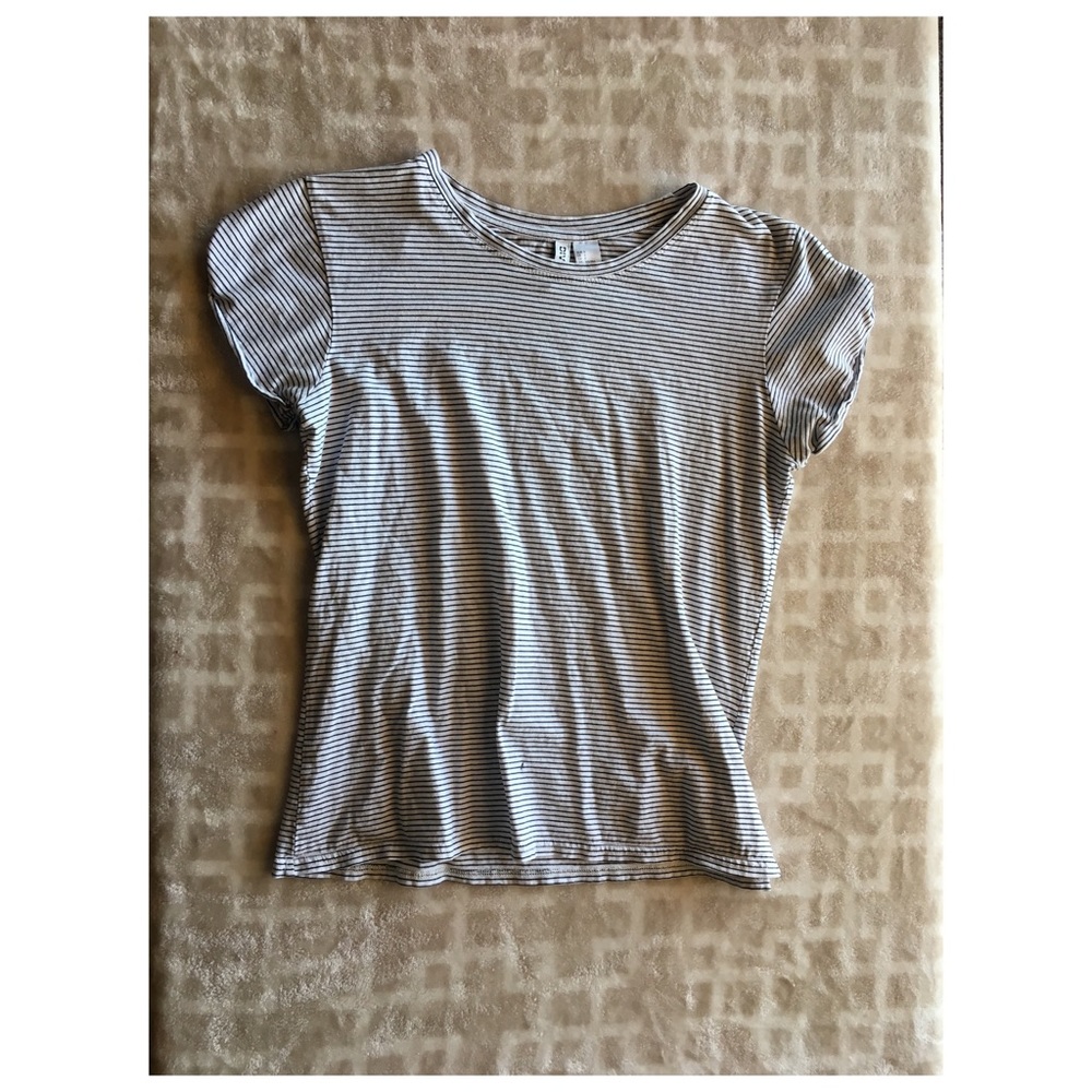H&M striped Crew Neck with Cuffed Sleeves